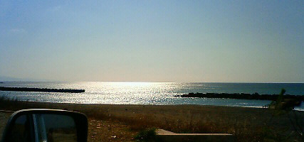 ���炷���H��O�ɍL����y���p